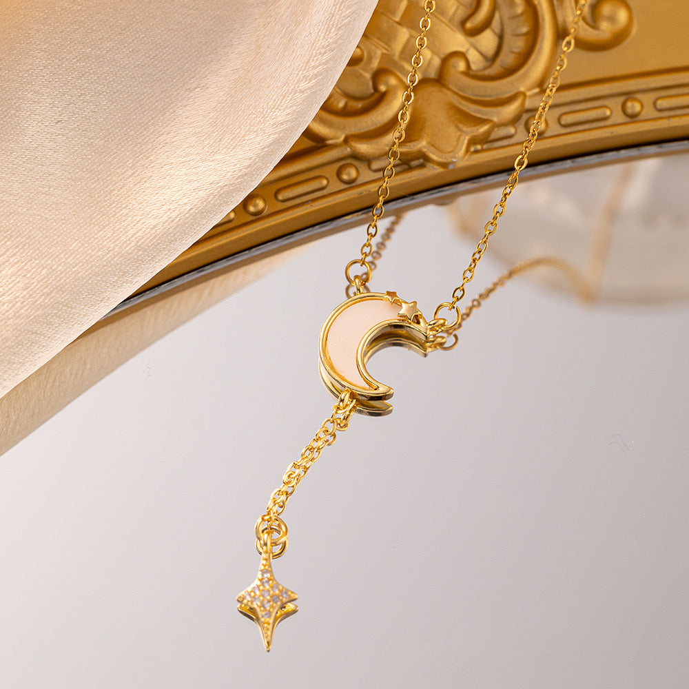 Collar luna Cristina