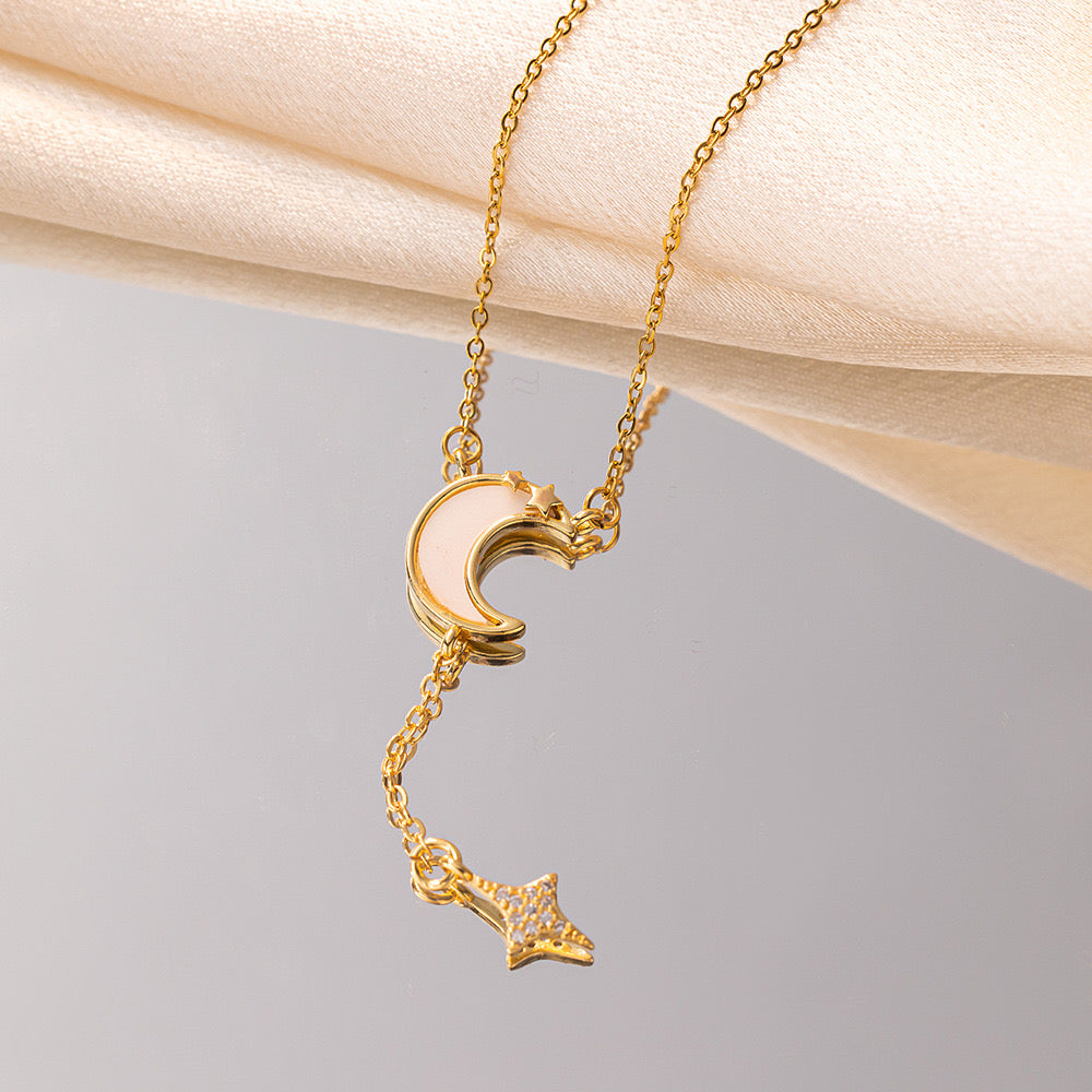 Collar luna Cristina