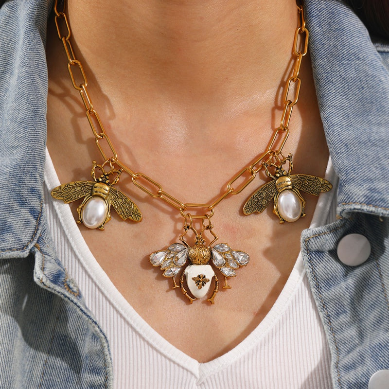 Collar bichitos