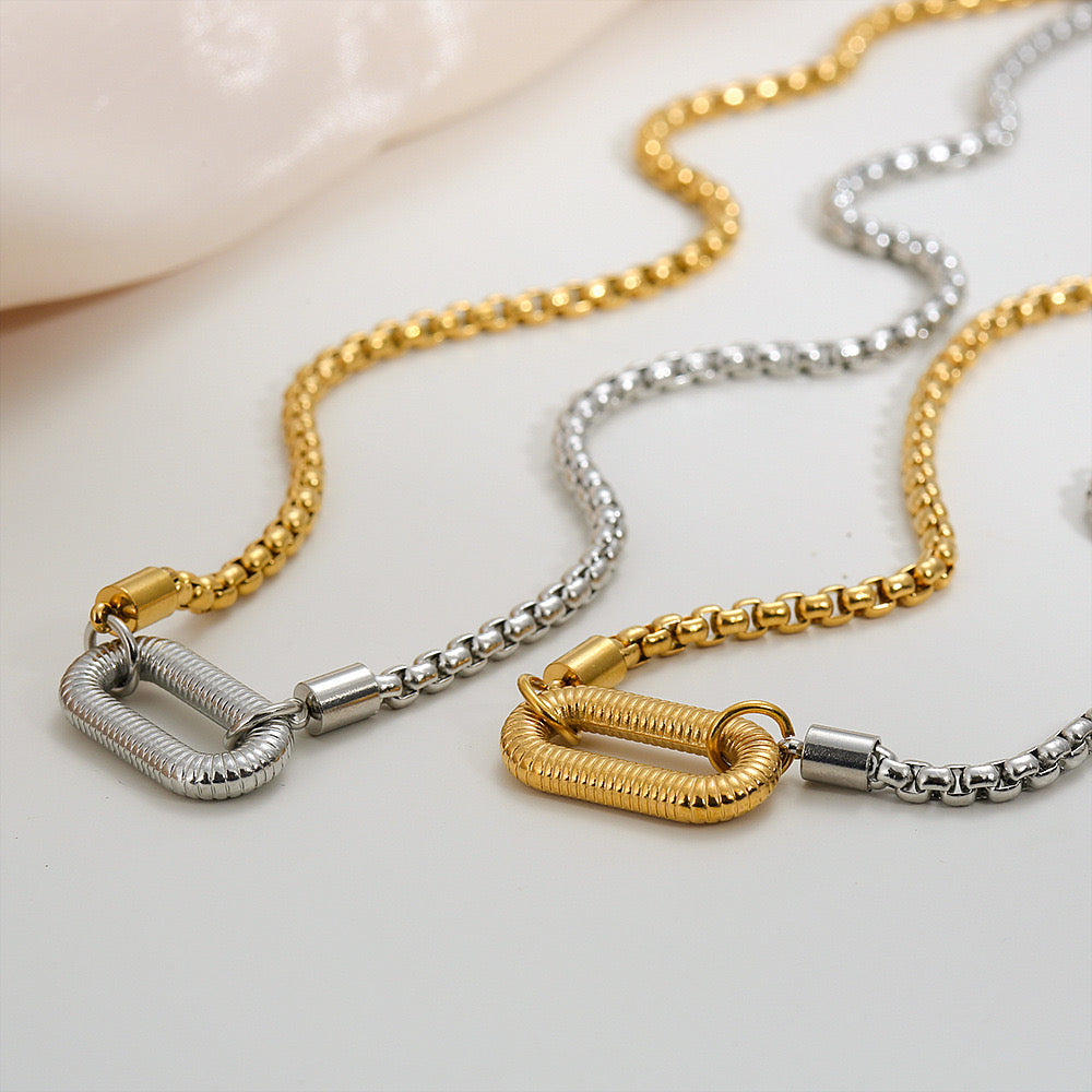 Collar Meg