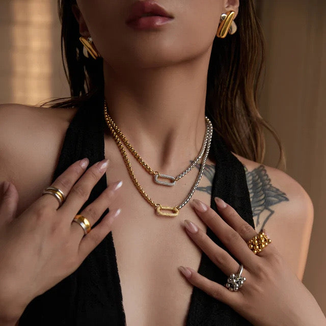 Collar Meg