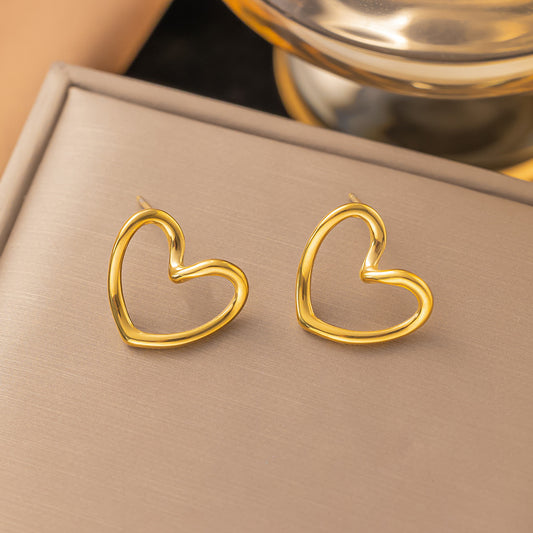 Aretes corazón María