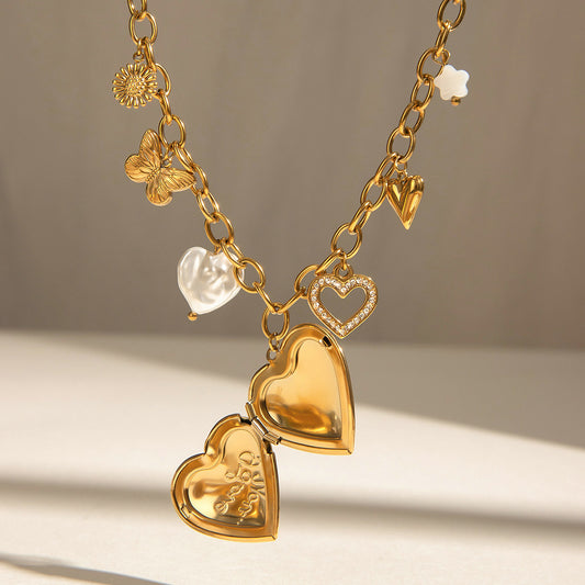 Collar con relicario Albany