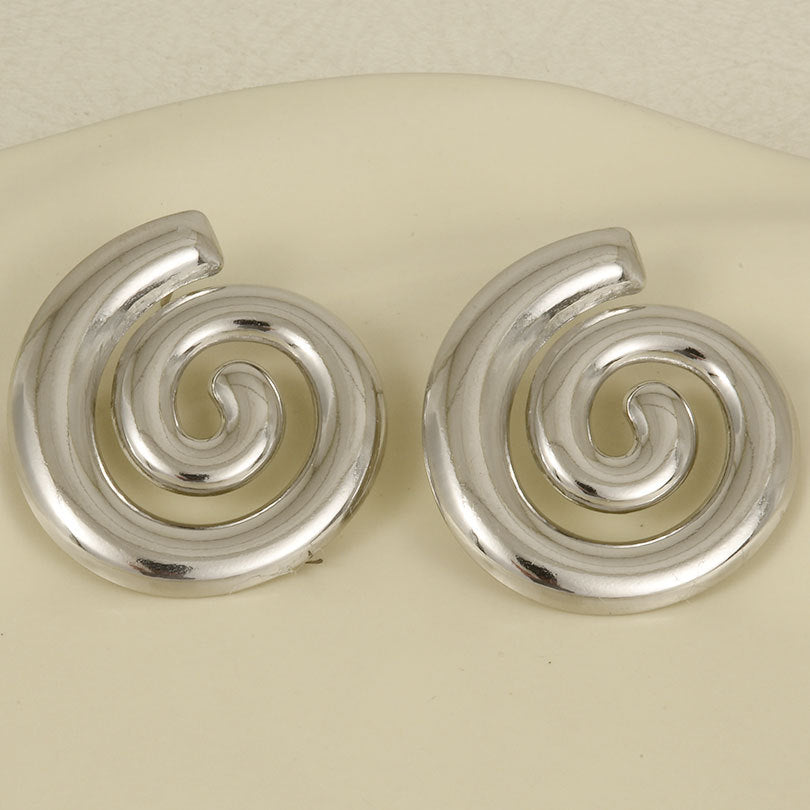 Aretes espiral Yuridia