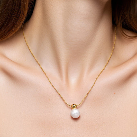 Collar snow white