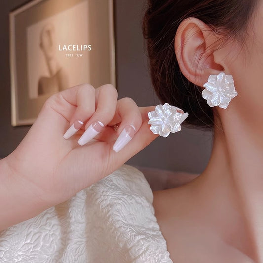 Aretes pretty