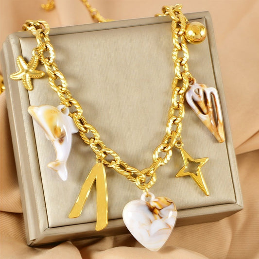 Collar Delfina
