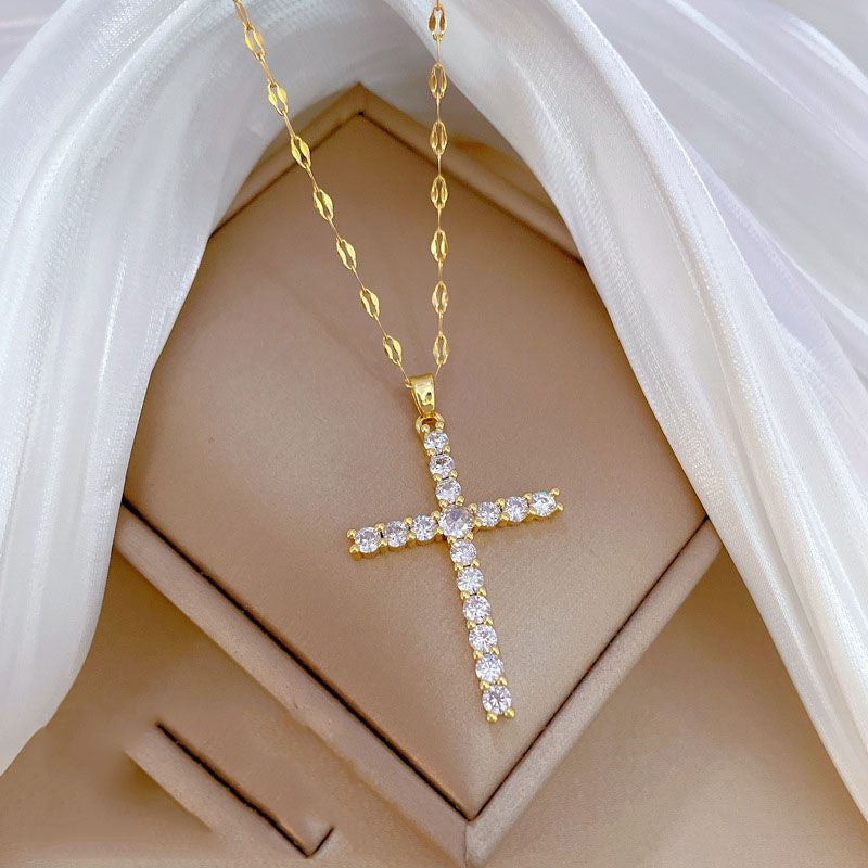 Collar religioso Cristel