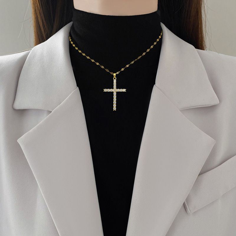 Collar religioso Cristel